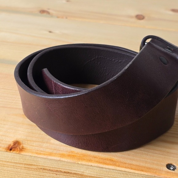 Justin Mens Leather Western Cowboy Belt Size 32‎ Brown Distressed Made in USA - Picture 2 of 11